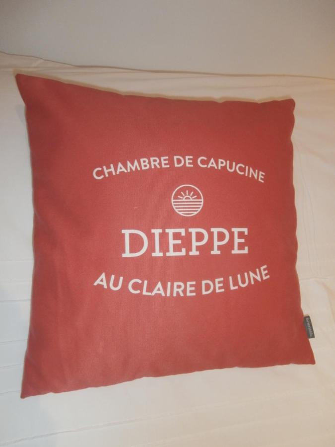 Au Claire De Lune Dieppe Exteriör bild